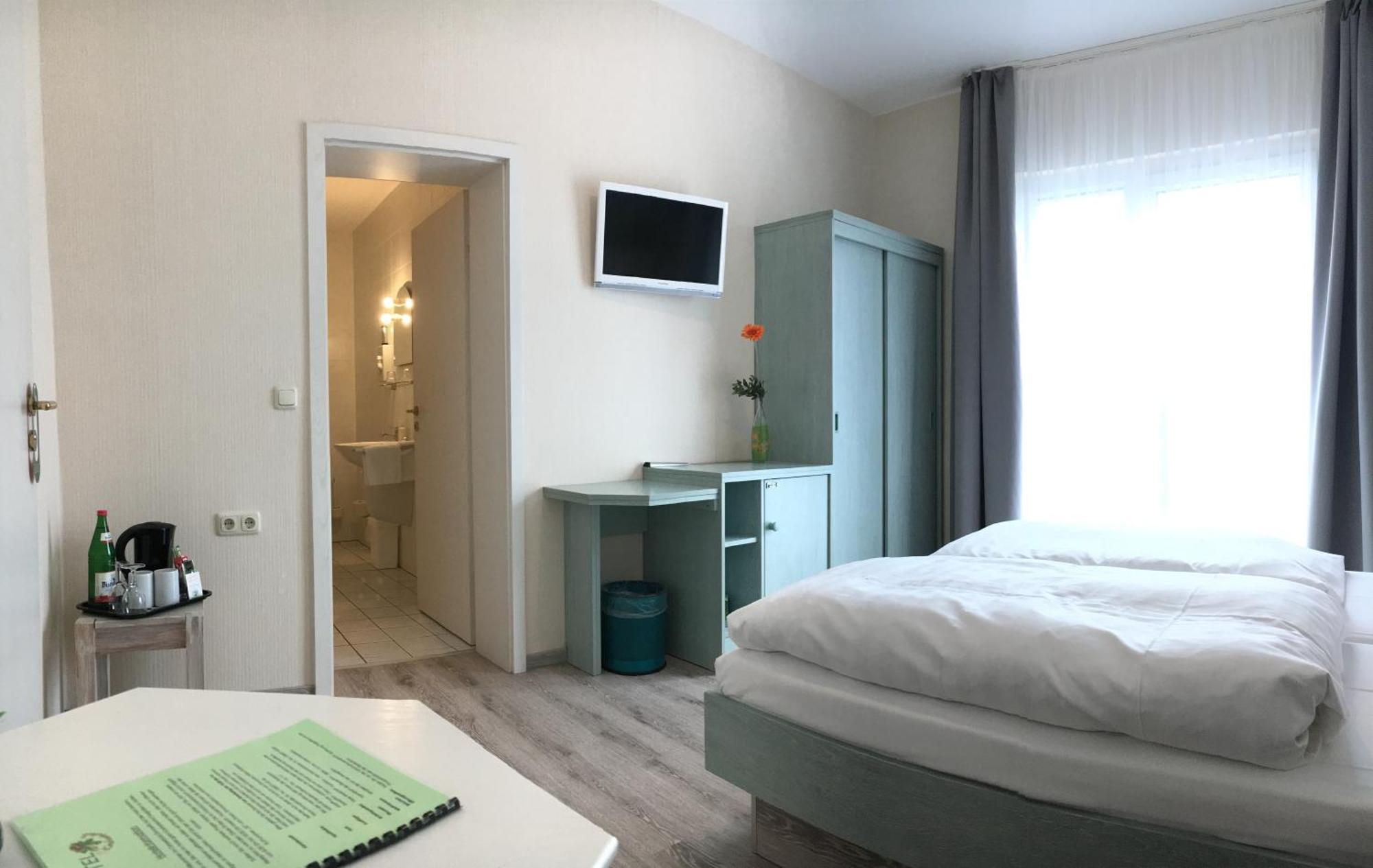 Kastanienhof Hotel Garni Penzance Oda fotoğraf